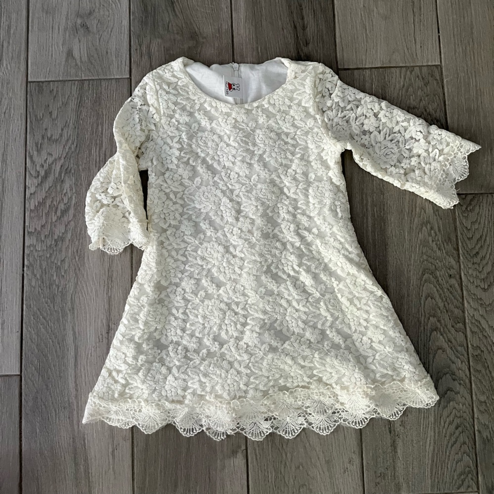 lace white dress